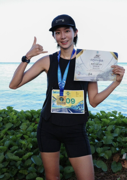 Uie Shows Off Healthy Hobby with Saipan Marathon Victory