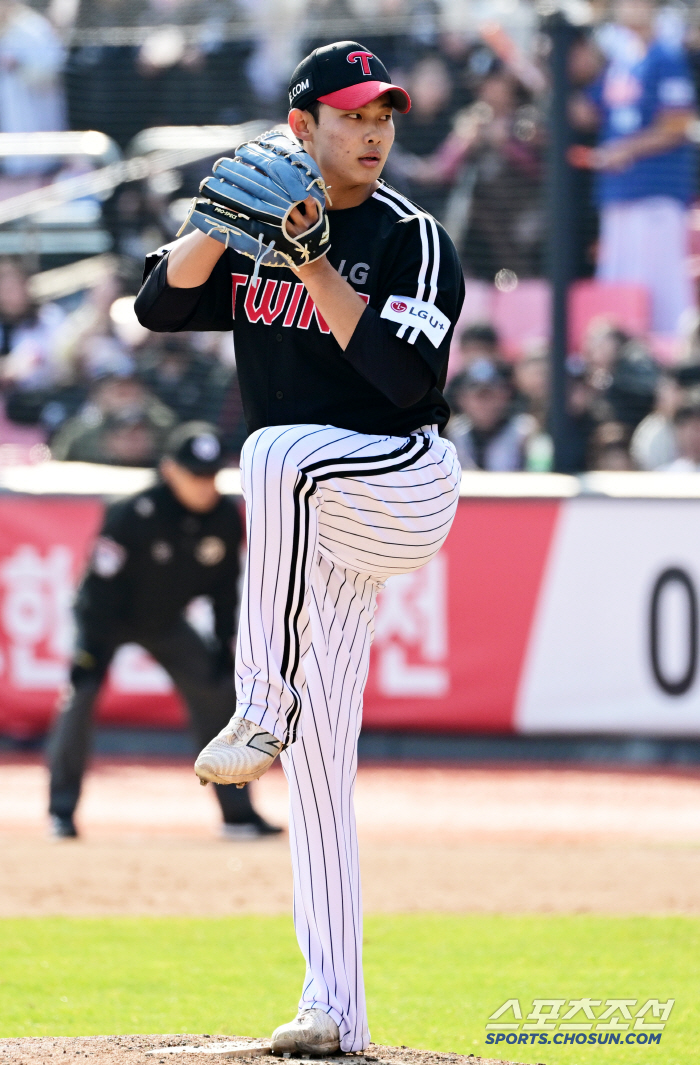 Son Joo-young will be selected for the opening game next year in the first round of the dream of Yumnyang, and Son Joo-young Kim Young-woo in the second round, wouldn't LG be stronger? 