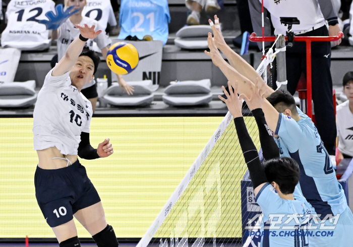 Spring volleyball failed. Woori Card ranked fourth. Korean Air won 3-0 without foreigners and even coaches