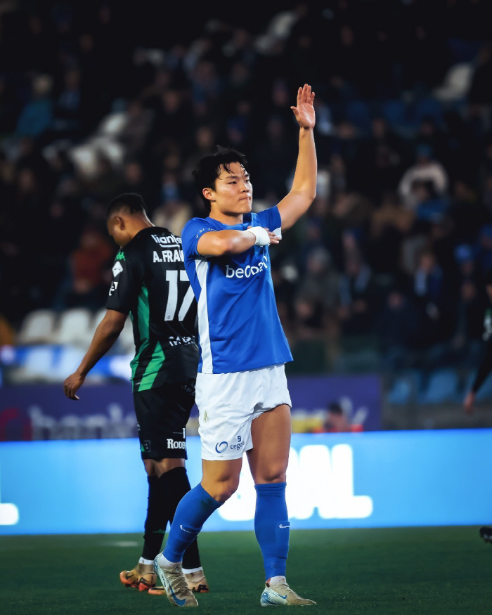 There's a goal scorer like this in Korea, too! Only 2 starts  18 minutes per game → Oh Hyun-kyu scored his 6th goal in the league, and the final PK final goal  Henk won 10 games against Denderer