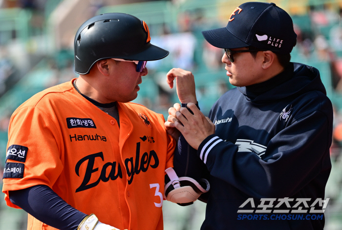 Ahn Chi-hong's heart-throbbing soldering properly, Hanwha Eagles swept away their surprised hearts 