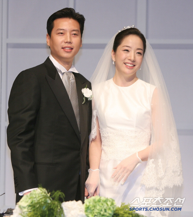 Hyundai 3rd generation Chung Dae-sun ♥ Noh Hyun-jung forced auction of 2.7 billion high-end villas in Seongbuk-dong