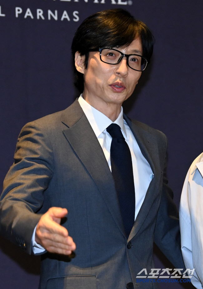 Yoo Jae-suk to build a building on 20 billion land in Nonhyeon-dong..The owner of a seven-story building next year 