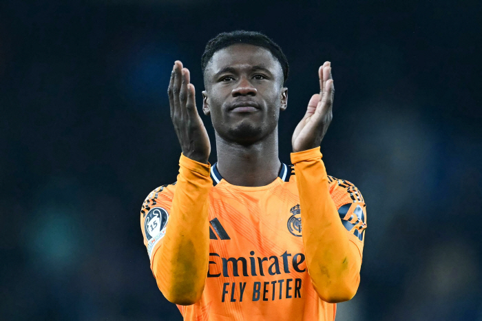 Manchester City is crazyReal Madrid's Attacking Preparation Challenge to Recruit the Next Generation of Wolkle Born in 02