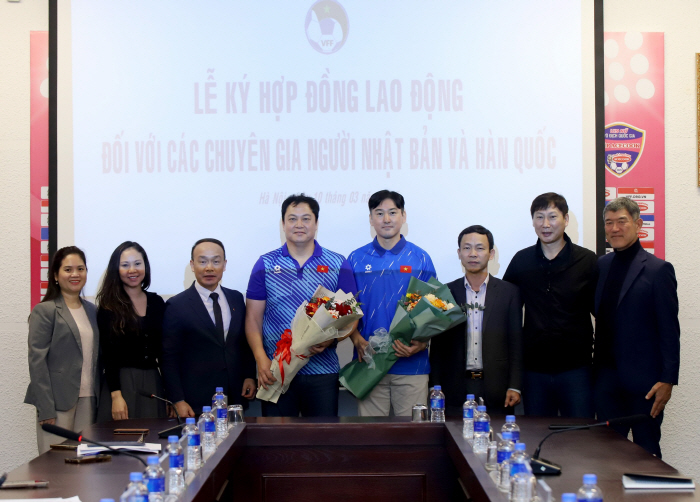  Spider-son Lee Woon-jae Hebal Shoot Coach Jung-soo joins the Vietnamese Meal Horse Division to aim for the 2027 Cup