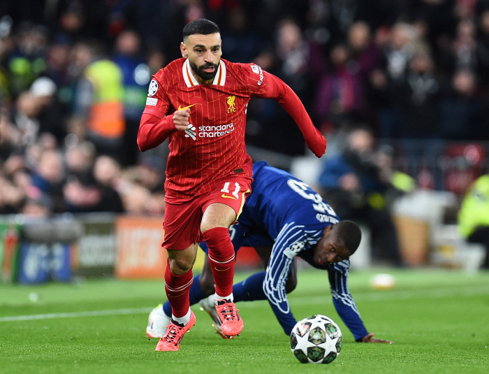EPL superstar Salah is cryingBallon d'Or virtually failed, UCL was eliminated, and there was no news of re-signing