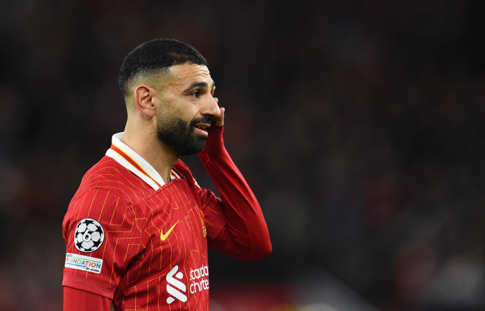 EPL superstar Salah is cryingBallon d'Or virtually failed, UCL was eliminated, and there was no news of re-signing