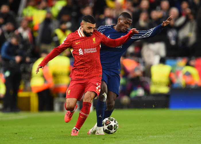 EPL superstar Salah is cryingBallon d'Or virtually failed, UCL was eliminated, and there was no news of re-signing