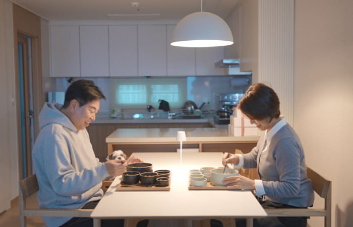 Kim Il-woo ♥ Park Sun-young, there is a possibility of developing a real lover. This is the time to cheer for kiss timing during a house date (Bridesmaid's class)
