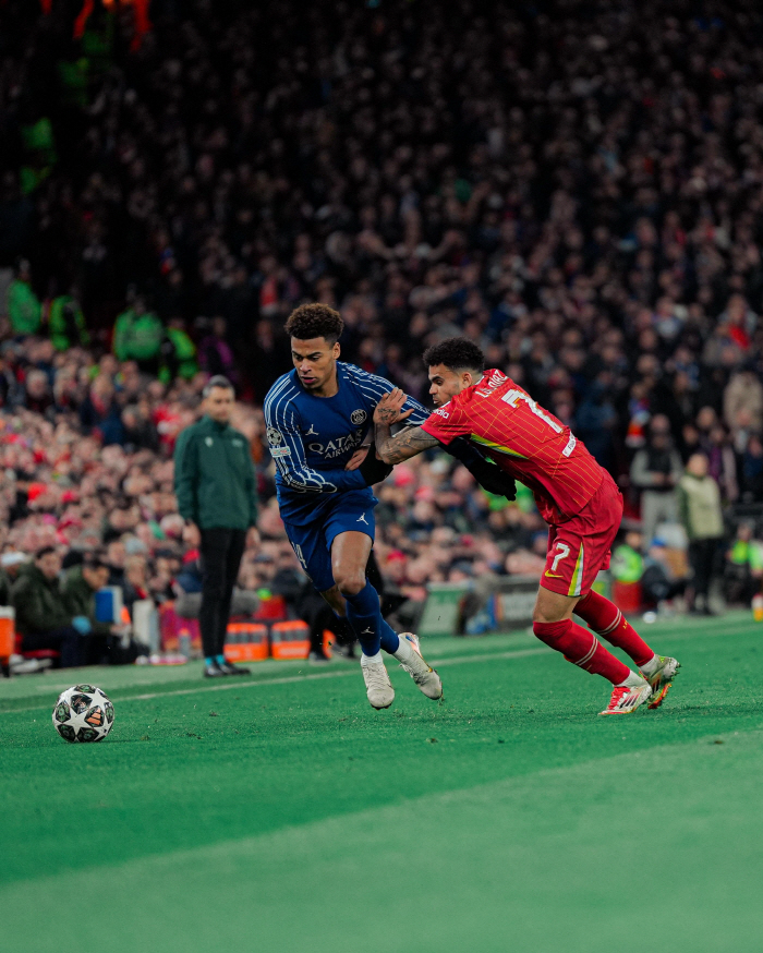 Lee Kang-in is crazy about advancing to the quarterfinals! PSG caught the EPL king after the penalty shootout...I'm going to shoot the UCL championship