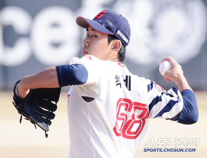 Park Se-hyun, not Lotte's Park Se-woong, became a 19-year-old rookie (Busan site) who became a surprise winning pitcher for his professional debut