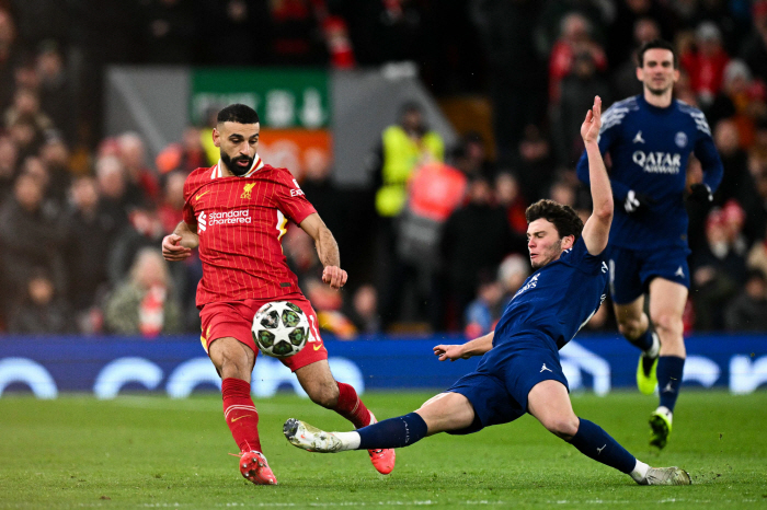 Salah cried in Anfield, where His Majesty's Messi rang...Lee Kang-in's replacement match was defeated by PSG in shock → eliminated from the round of 16