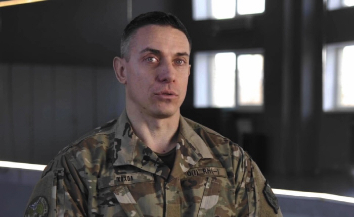 A Ukrainian soldier who thought he was dead crawled for three days and miraculously returned