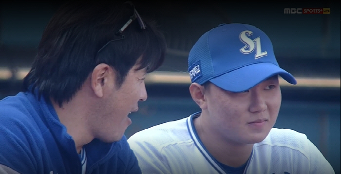 Chan-seung, here, here's the first ordeal. The top catcher's urgent message to the super rookie, and the experience of giving the king of multiple wins a little amount of chloride