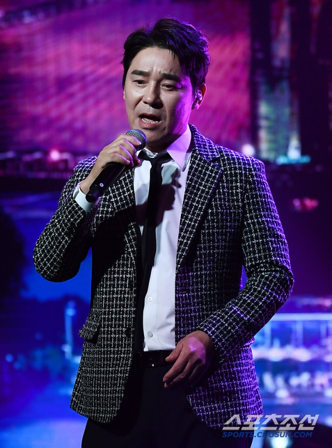 Lim Chang-jung Faces Accusations Over Unpaid 1 Billion Won Performance Guarantee