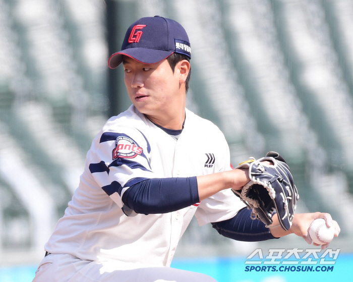 I couldn't throw a strike and came down, but I saw Sawamura and got my own routine. Jung Hyun-soo of the strongest baseball team will produce the best results of season 2 