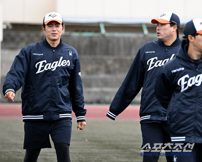 Even Ryu Hyun-jin was surprised for the first time! Young-gun's 23-year-old courage that came suddenly...The reason why I was willing to tell you the secret to winning ML 78 games. 