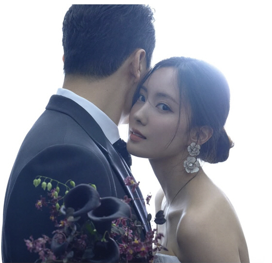 Hyomin, the bride in April, ♥ the bride-to-be  the handsome guy, but in my eyes, he's the cool guy