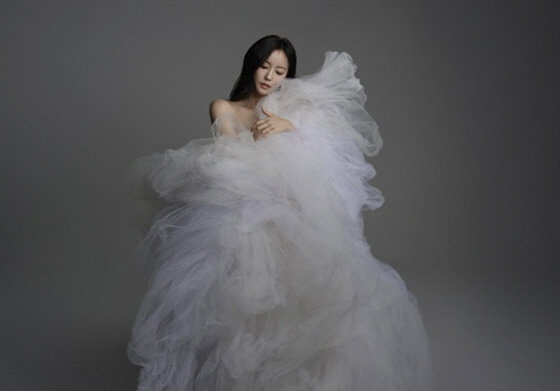 Hyomin, the bride in April, ♥ the bride-to-be  the handsome guy, but in my eyes, he's the cool guy