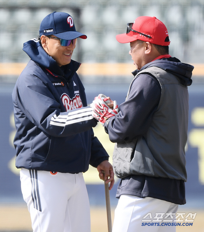 Lee Beom-ho and Kim Min-seok went to Lee Seung-yeop and Kim Joo-chan. 