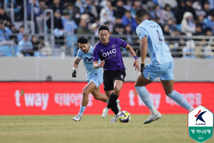 Chae Hyun-woo's winning goal FC Anyang escaped for three consecutive losses, canceled the PK of Han Jong-moo → Overpowered Daegu FC 10 with 5 warnings