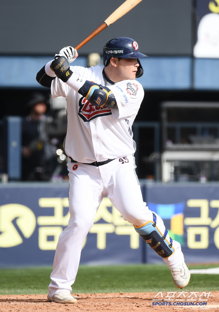 I want to imitate everything of Doosan's Kim Ki-yeon and Yang Eui-ji, the second draft catcher