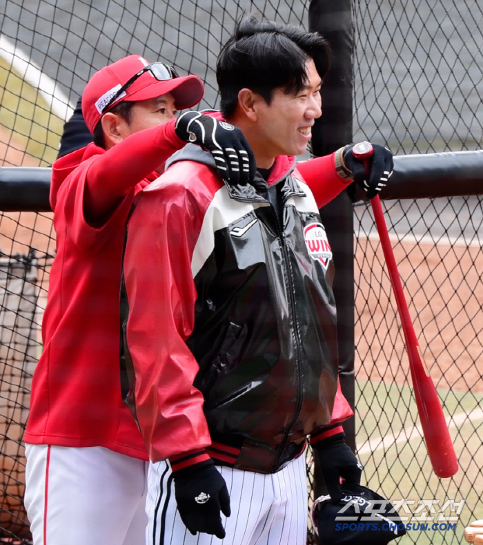 LG Twins' training before today (15th) 