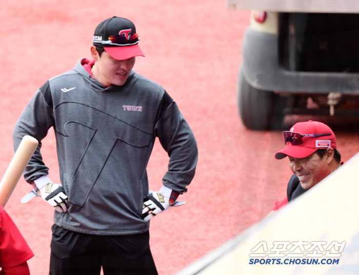 LG Twins' training before today (15th) 