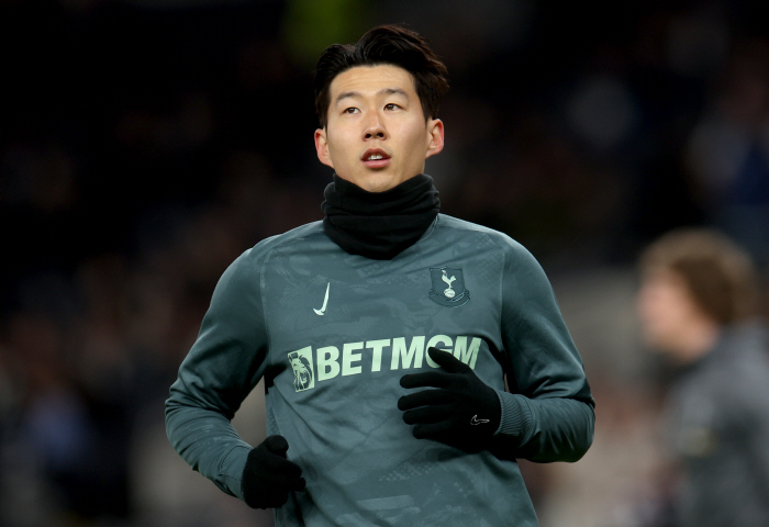 Heungmin! Get some rest! UEL Full-time Captain Son Heung-min starts bench against Fulham...Tottenham's rotation is up and running