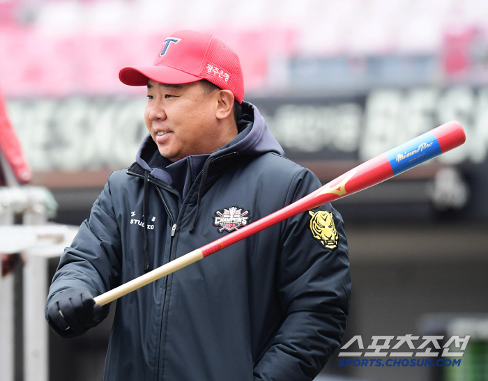 Kim Do-young, who is in great condition at 467, smiles naturally during training (Gwangju Field)