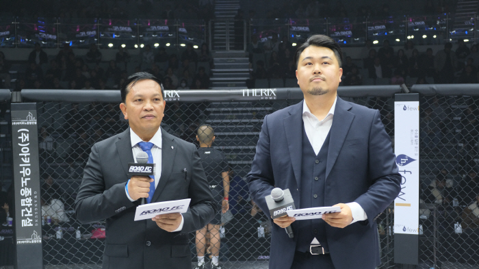 Road FC Philippines CEO Albert Perot and CEO Seo Deok-ho, Gupne ROAD FC 072 Opening Declaration 