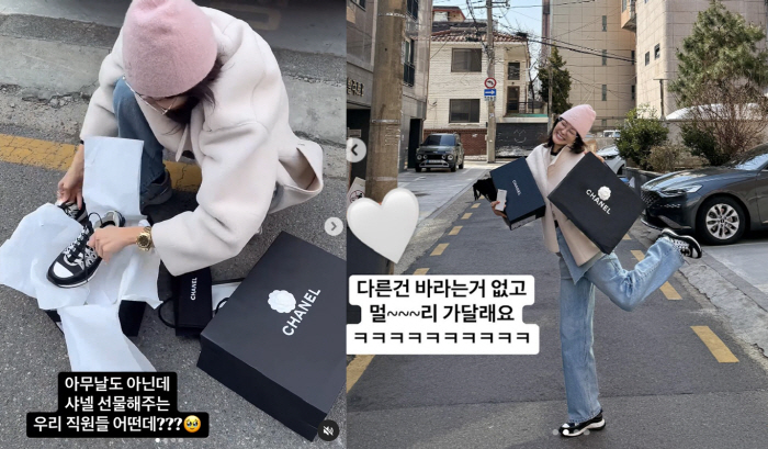 Burger girl succeeded as a sheep..Unboxing luxury gifts on the street... Surprise