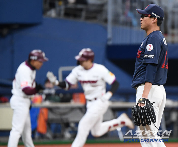 Park Chan-ho's nephew Kim Yoon-ha is the third starter this year! 1 run in 5 innings → Park Joo-hong, the final four Kiwoom, defeated Lotte 4-3. 