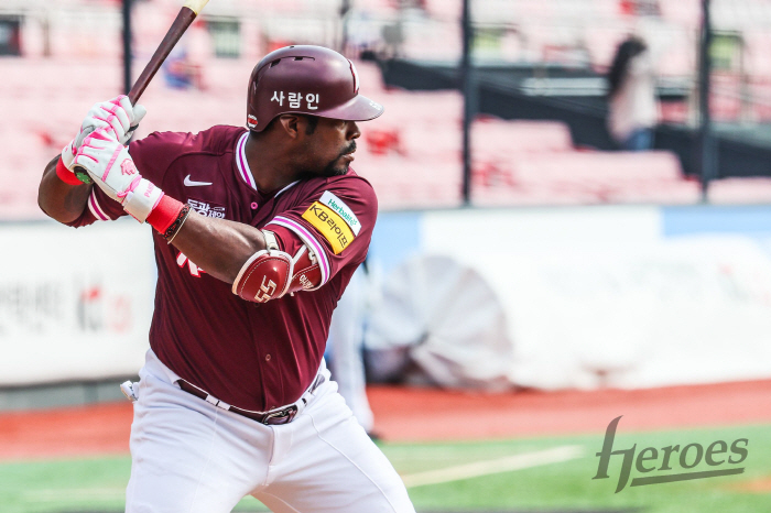 Park Chan-ho's nephew Kim Yoon-ha is the third starter this year! 1 run in 5 innings → Park Joo-hong, the final four Kiwoom, defeated Lotte 4-3. 