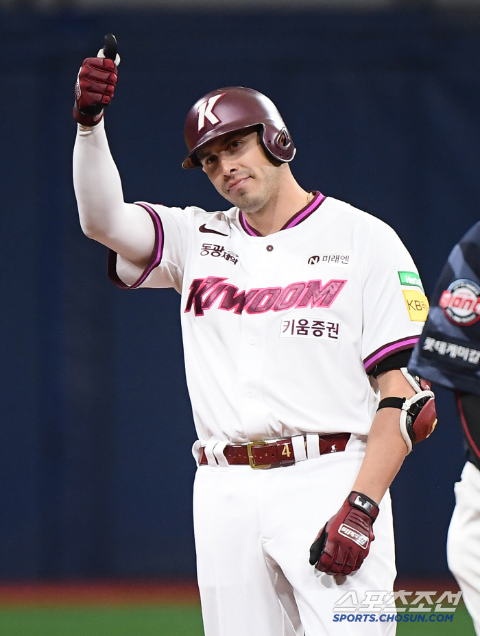 Park Chan-ho's nephew Kim Yoon-ha is the third starter this year! 1 run in 5 innings → Park Joo-hong, the final four Kiwoom, defeated Lotte 4-3. 