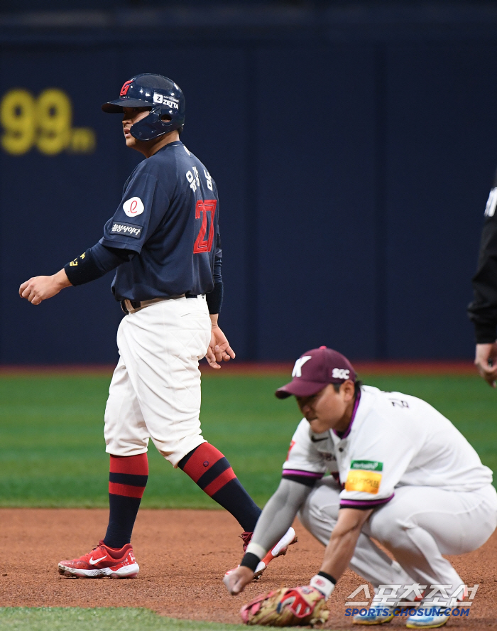 Park Chan-ho's nephew Kim Yoon-ha is the third starter this year! 1 run in 5 innings → Park Joo-hong, the final four Kiwoom, defeated Lotte 4-3. 