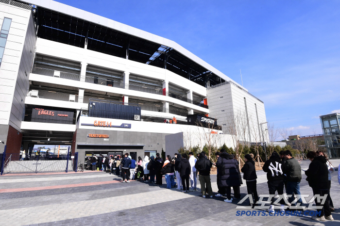 All you have to do is play baseball well The heavy snowfall at Daejeon New Stadium was canceled, and Hanwha finished second in the exhibition game for five consecutive wins (Daejeon site)