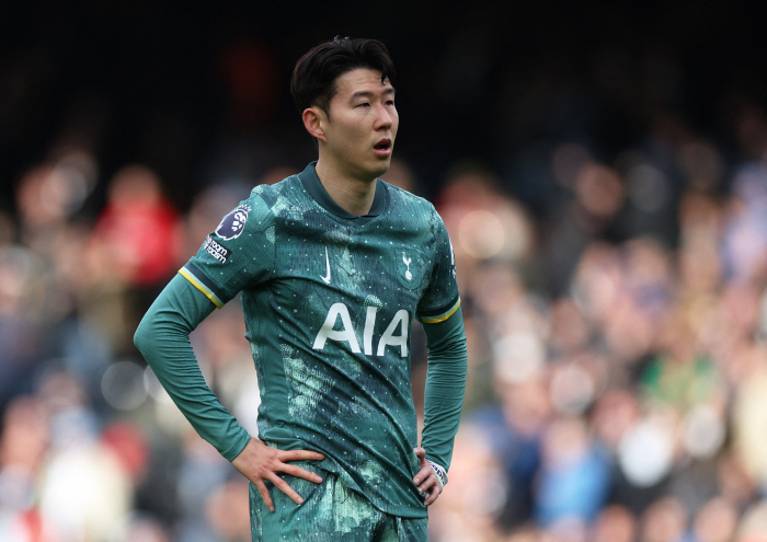 Captain of defeat Son Heung-min calls for immediate termination of contract with Tottenham's fan spirit, criticism again and again → 10-year commitment like dedication