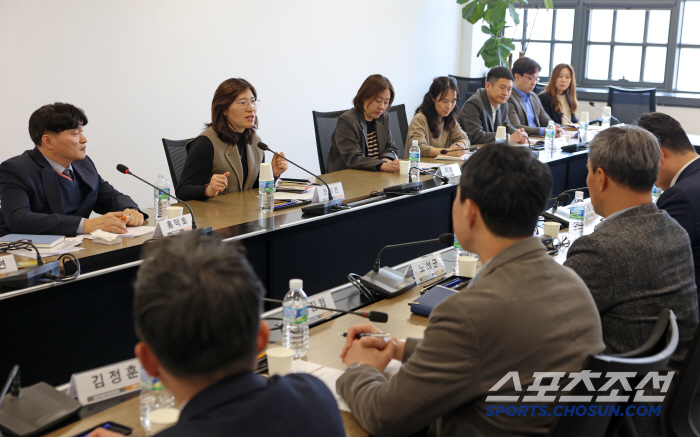 2026 Milano Paralympics, Careful Support Vice Minister Jang Mi-ran, Pyeongchang Legend Shin Eui-hyun, etc. Meeting of Sports with Disabilities 