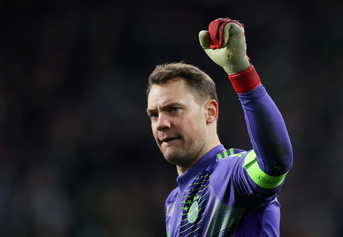  Neuer, a great disappointment in the World Cup match against Korea, is open to the possibility of returning to the German national team