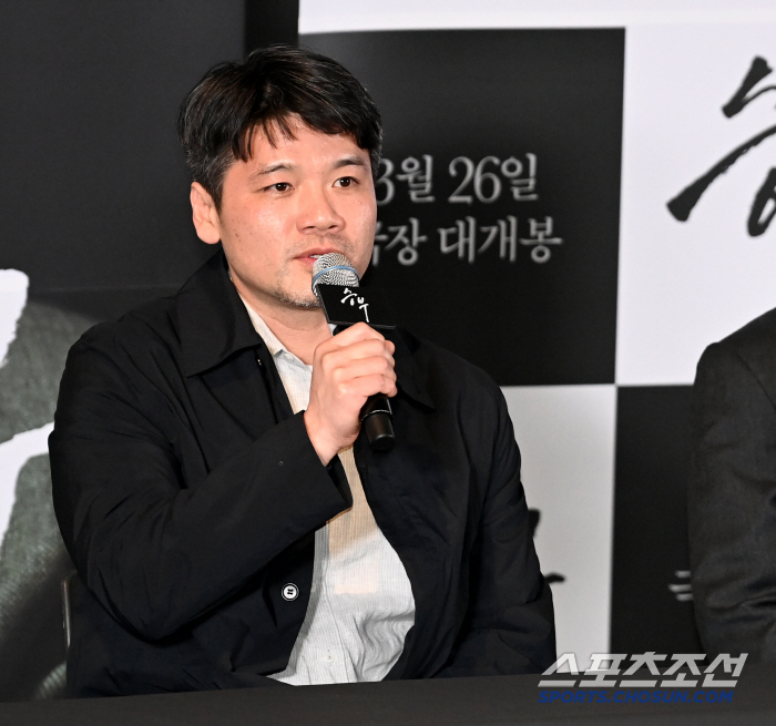 Director of the match, Yoo Ah-in's heartache, released after many twists and turns, I'm thrilled