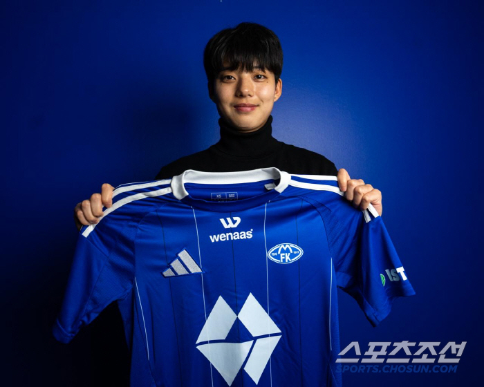 Future of female soccer Jeon Yu-kyung Monster Holan's team MoldeFK Women's joining number 9 on a one-year contract 