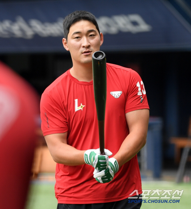 The goal is to become a catcher → King Guwon → Outfielder, 35-year-old Poong-woon, who cried due to injury...Now I dream of becoming a home run king. 