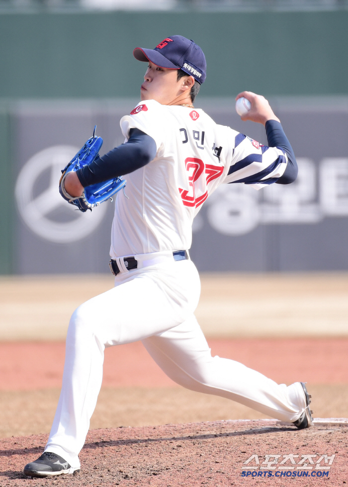 How do you like my sweeper? 9K Davidson's good pitching in 5 innings → Kim Min-sung's net shot! Final inspection was successful ahead of the opening 