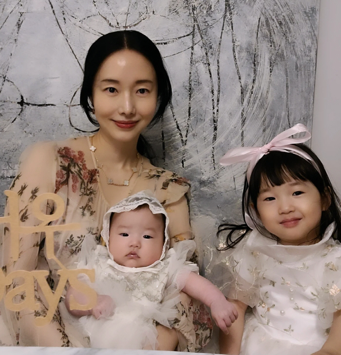 Lee Jung-hyun, the owner of 19.4 billion buildings, celebrated his second child as soon as he gave birth..I'm leaving my newlywed house. Moving day