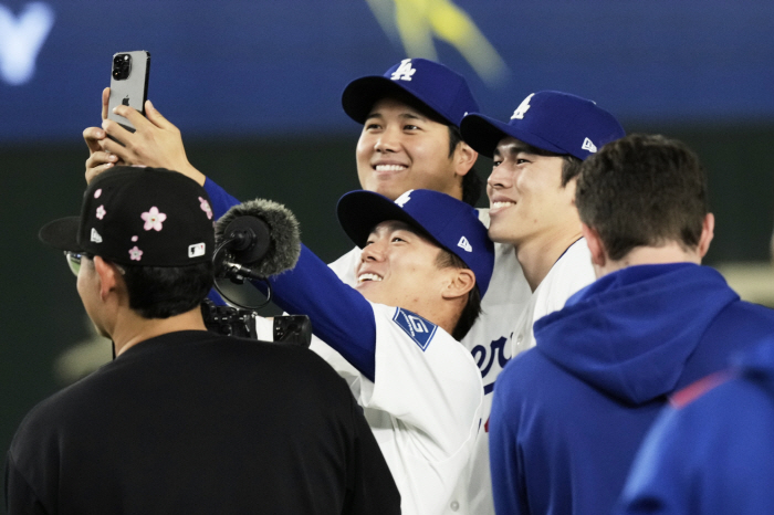 Ohtani show, not surprising, gives cannon to fans of Gyeongjong High School who are ringing two MVPs out of pain