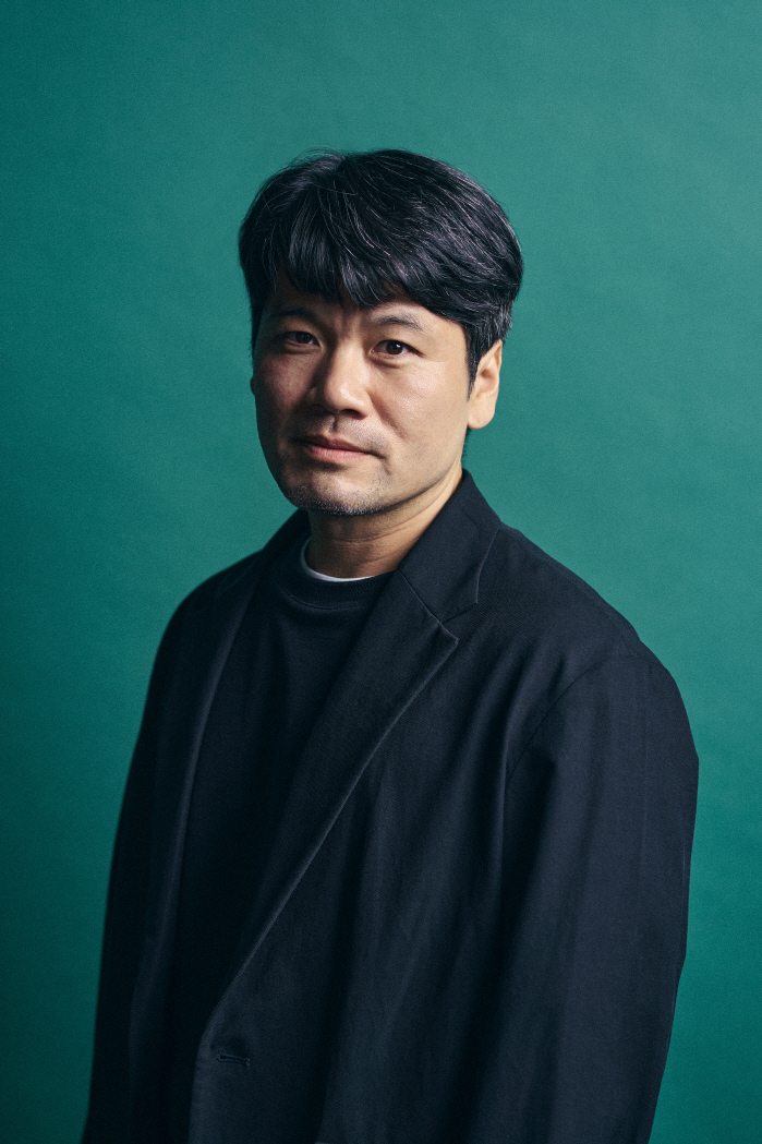  Director Kim Hyung-joo Cho Hoon-hyun vs. Chang-ho is drawn to the dramatic narrative and directed (win)