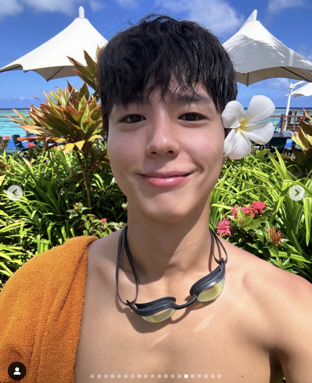 Park Bo-gum Shares Serene Guam Getaway