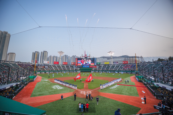 Son of Busan Kang Daniel → Squid Game 2 Park Kyu-young will appear in Busan! Lotte to open home series for 2025 season