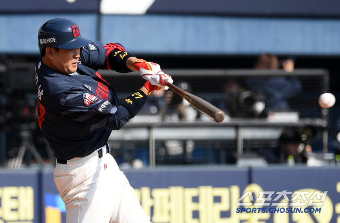 From the opening game, Megatwinspo explosion? Chirinos' first win, LG, 3 mistakes, 12-2 victory over Lotte 